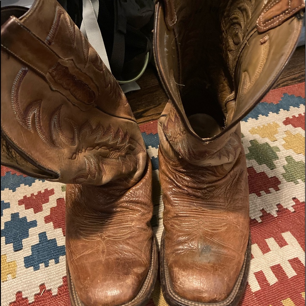 Luchese tan Leather cowboy boots: 10.5d
